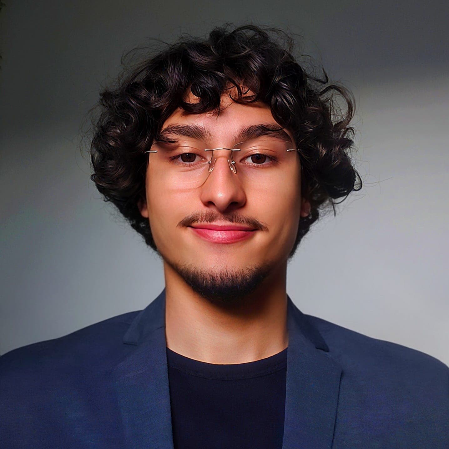 Laurent F., founder of Portugueasy